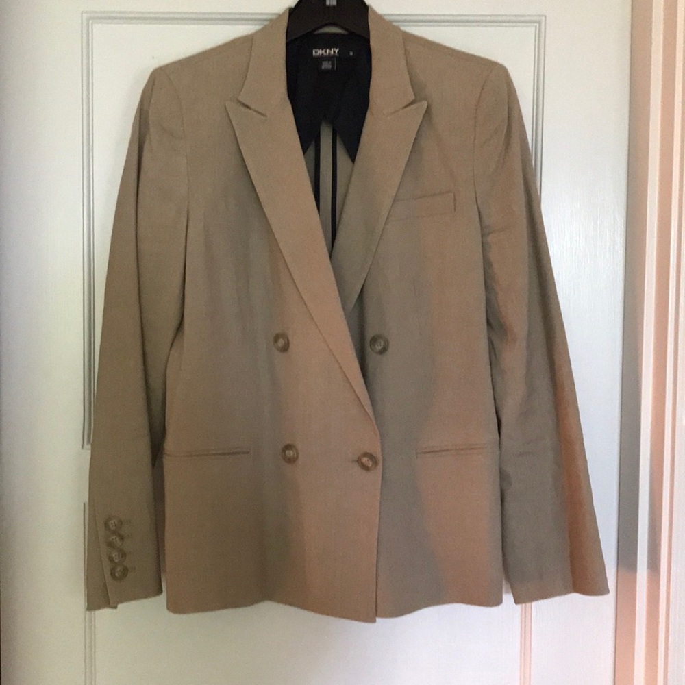 DKNY Blazer - Hardly worm - great shape